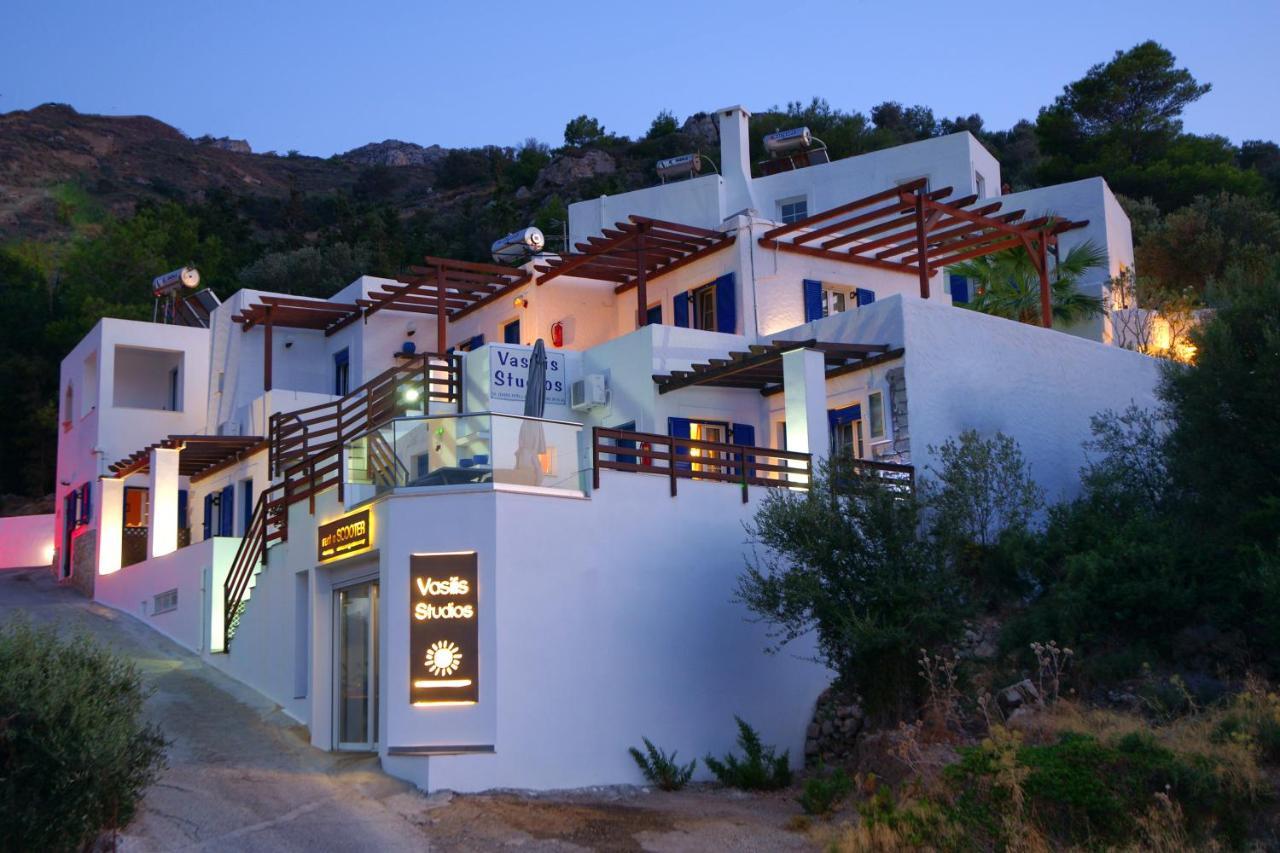 Vasilis Studios Миртеа Экстерьер фото